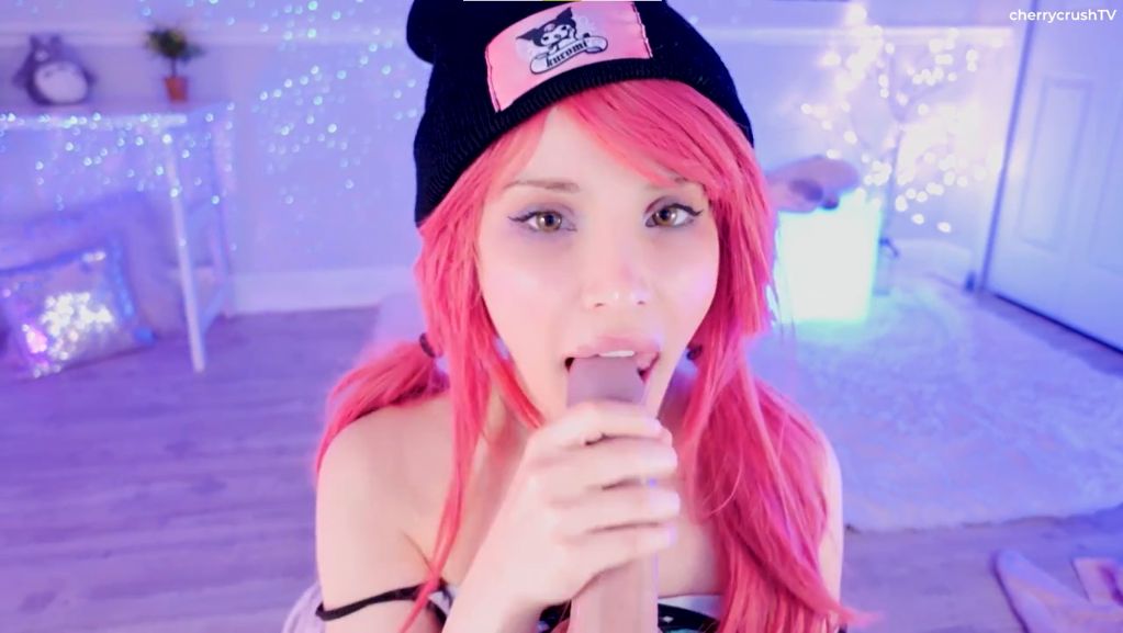 Cherry Crush Oiled Body JOI Sextape Onlyfans Video Leaked